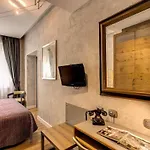 Parlamento Boutique 3*