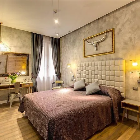 Parlamento Boutique מלון 3*