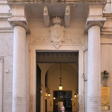 Parlamento Boutique Рим