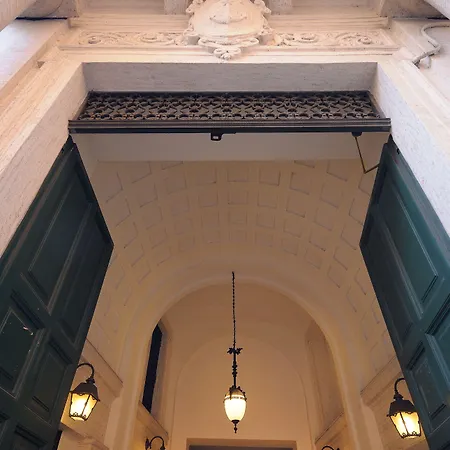 מלון Parlamento Boutique 3*