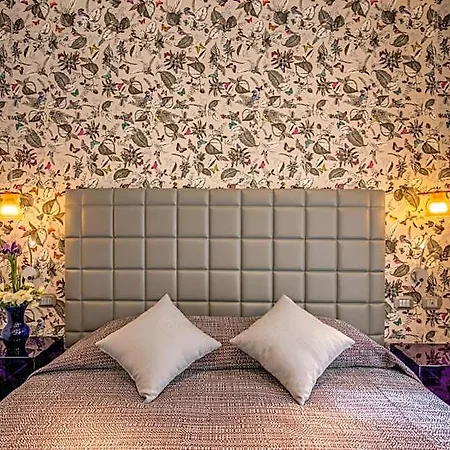 Parlamento Boutique Hotel 3*
