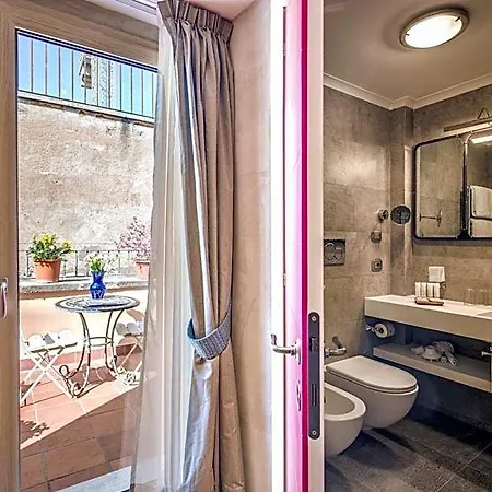 Parlamento Boutique 3* Roma