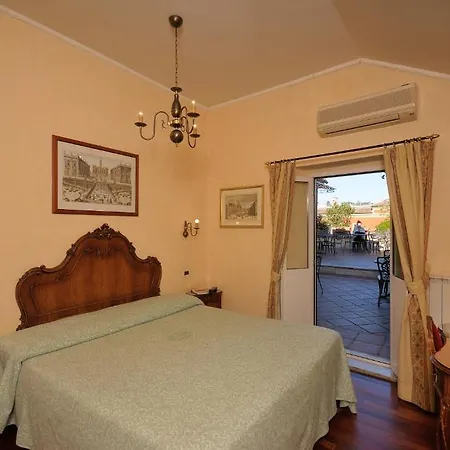 Parlamento Boutique 3*